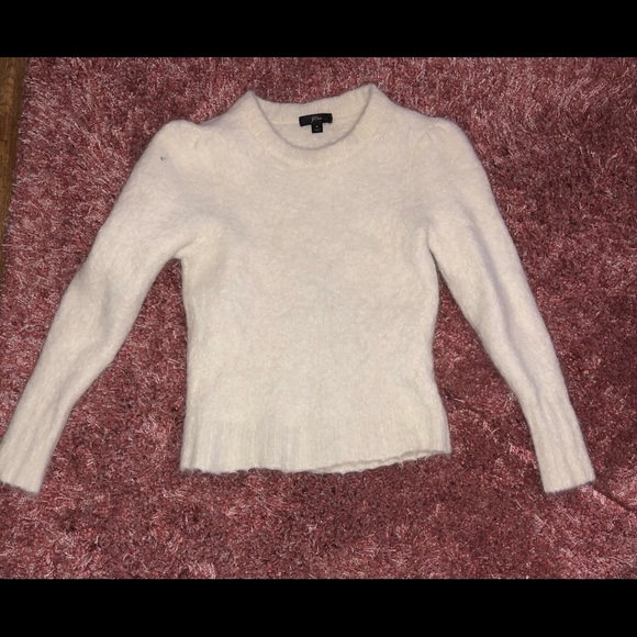 J. Crew Sweaters - J. Crew white alpaca/wool blend white sweater size Medium